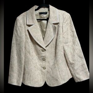 Dana Buchman Chic Off White Light Pink Blazer Suit Jacket Size 16 NWT